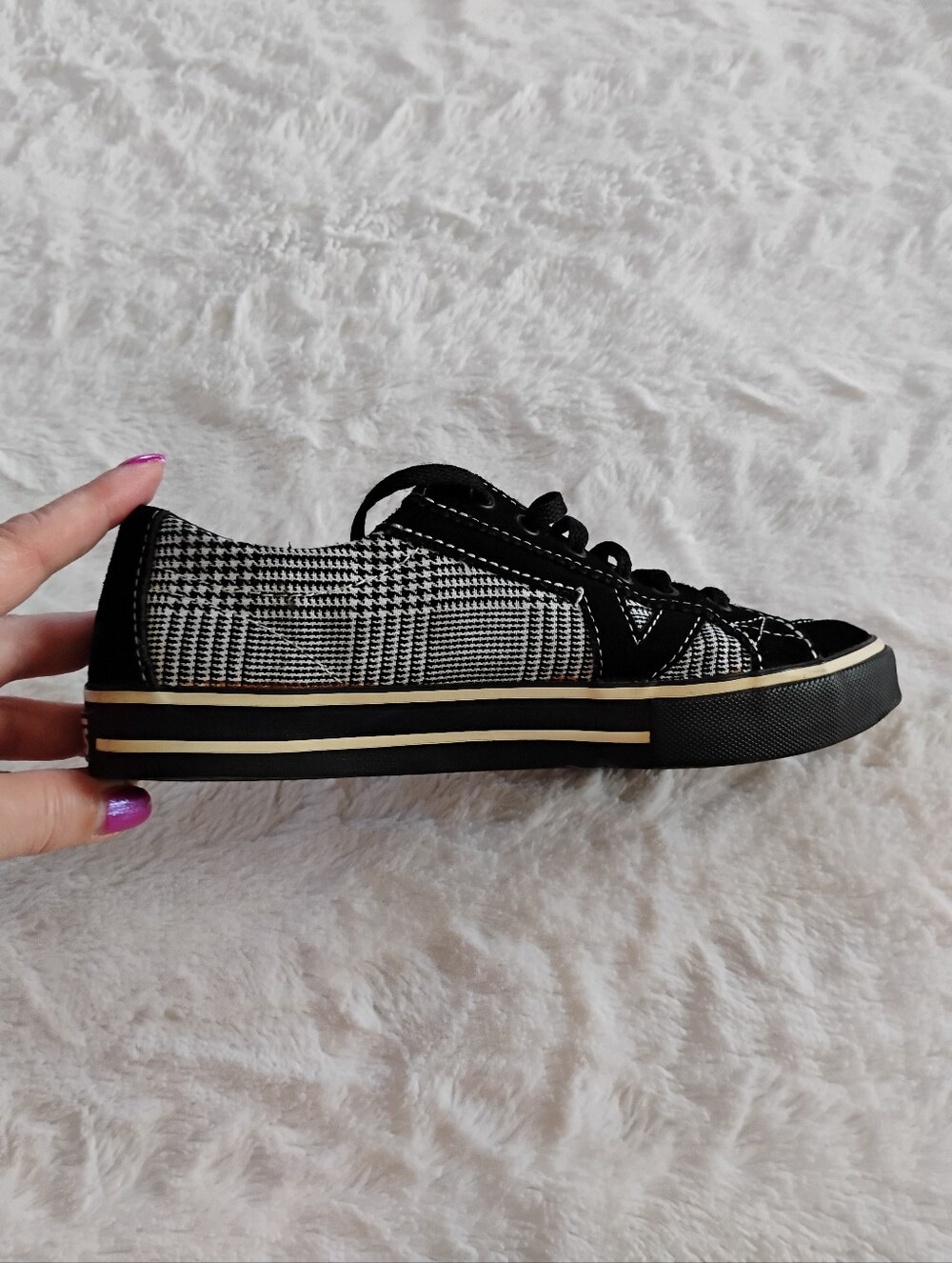 Vans Tory Houndstooth Print Sneakers - Picture 11 of 14